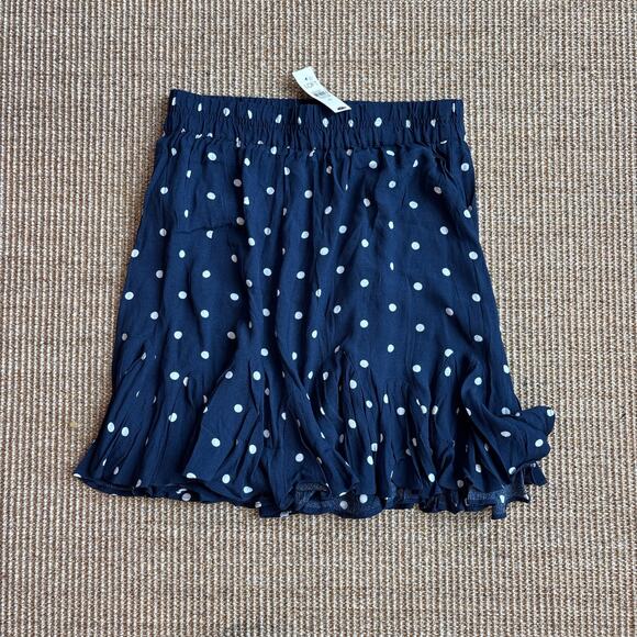 LOFT Dresses & Skirts - 🌊 Ruffle Hem Mini Skirt | Size XS | Navy Polka Dot📏 Size XS